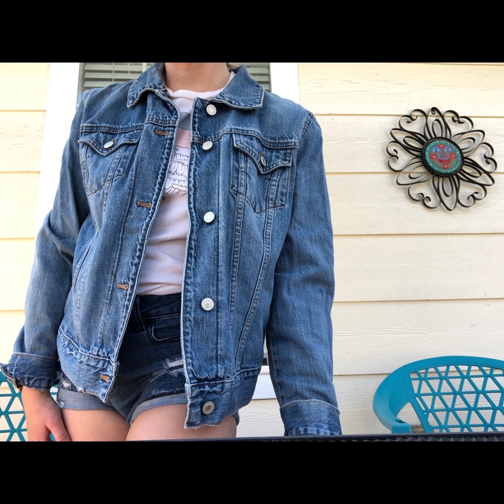 Gap jean jacket - Picture 2 of 3
